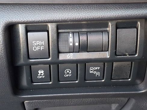 Used 2023 Subaru Crosstrek 2.5i Limited image 25