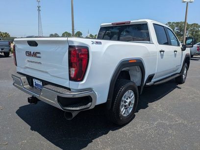 New 2025 GMC Sierra 2500 Pro w/ 1SA Pro Safety Plus Package