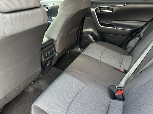 Certified 2025 Toyota RAV4 XLE FWD image 16