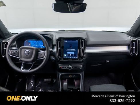 Used 2026 Volvo XC40 B5 Ultra w/ Climate Package AWD/4WD image 10