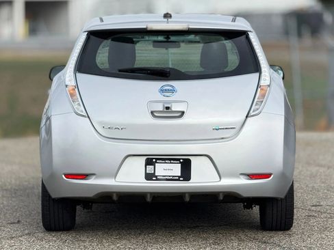 Used 2014 Nissan Leaf S image 4