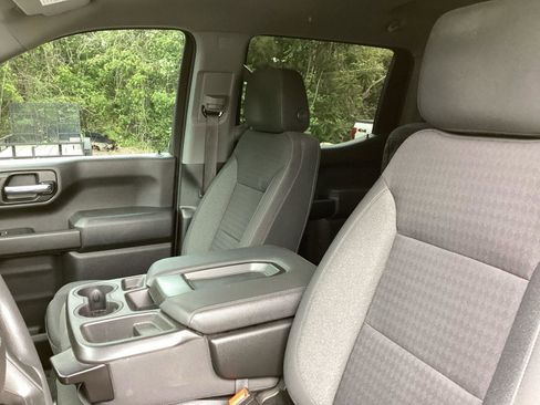 Used 2022 Chevrolet Silverado 1500 Custom Trail Boss w/ LPO, Dark Essentials Package AWD/4WD image 6