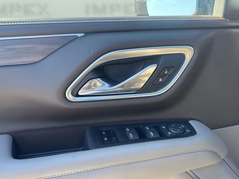 Used 2021 GMC Yukon SLT w/ SLT Luxury Plus Package image 31