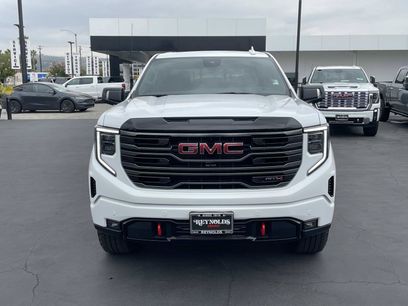 New 2026 GMC Sierra 1500 AT4 w/ AT4 Premium Package