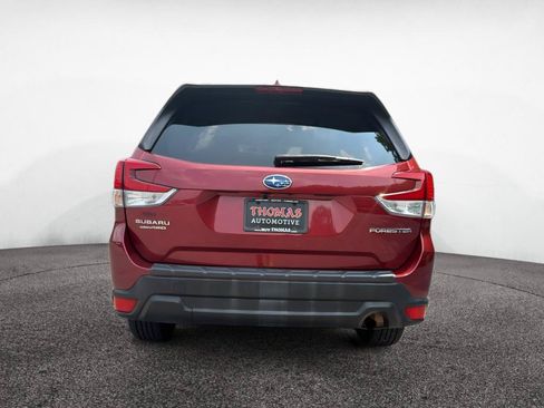 Used 2022 Subaru Forester Premium AWD/4WD image 6