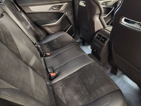 New 2026 Jaguar F-PACE SVR 575 Edition AWD/4WD image 32