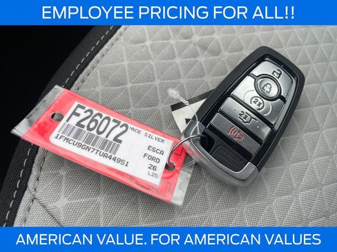 New 2026 Ford Escape Active w/ Tech Pack #1 AWD/4WD image 9