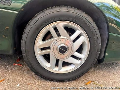 Used 1995 Chevrolet Camaro Z28 RWD image 19