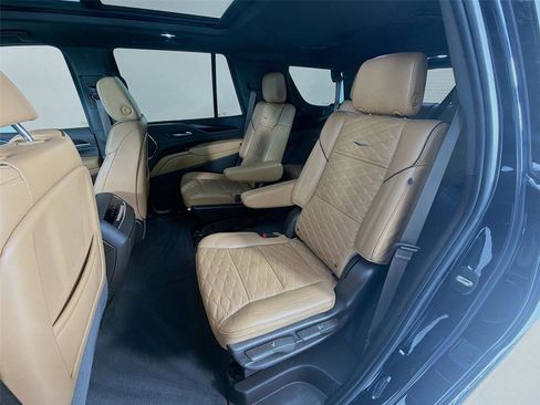 Used 2023 Cadillac Escalade Sport w/ Touring Package AWD/4WD image 20
