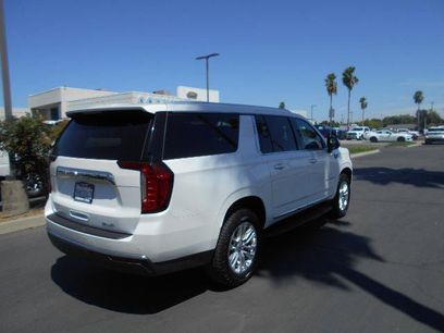 Used 2023 GMC Yukon XL SLT