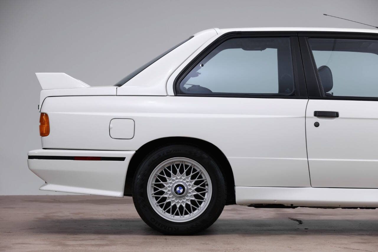 Used 1988 BMW M3 Coupe RWD image 48