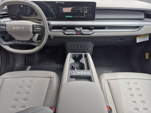New 2026 Kia EV9 Wind AWD/4WD image 13