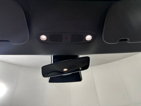 Used 2021 Tesla Model 3 Long Range image 22