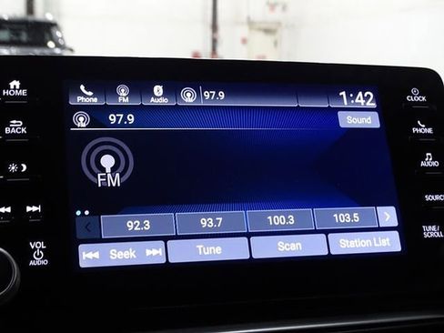 Used 2021 Honda Accord Sport image 30