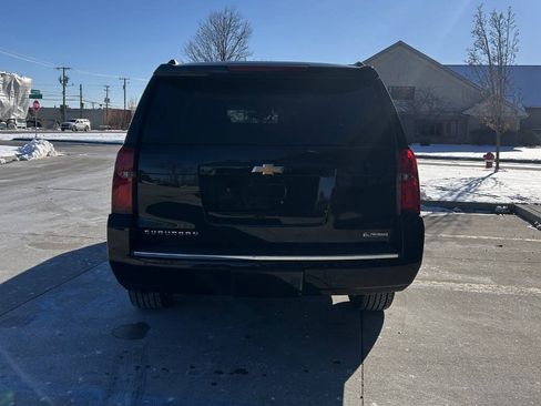 Used 2017 Chevrolet Suburban Premier image 7
