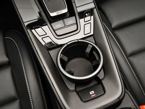 Used 2025 Porsche 911 Targa 4 GTS image 43