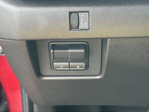 Used 2024 Chevrolet Colorado Trail Boss w/ Technology Package AWD/4WD image 16