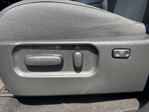 Used 2023 Toyota Tacoma TRD Off-Road image 30