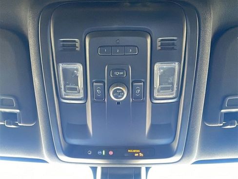 Used 2022 GMC Yukon XL AT4 w/ Max Trailering Package image 28