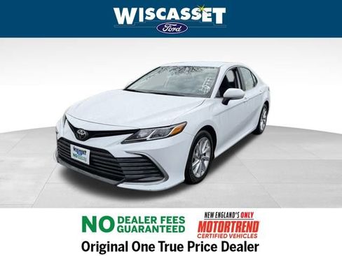 Used 2023 Toyota Camry LE image 13