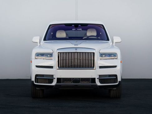 Used 2022 Rolls-Royce Cullinan image 6