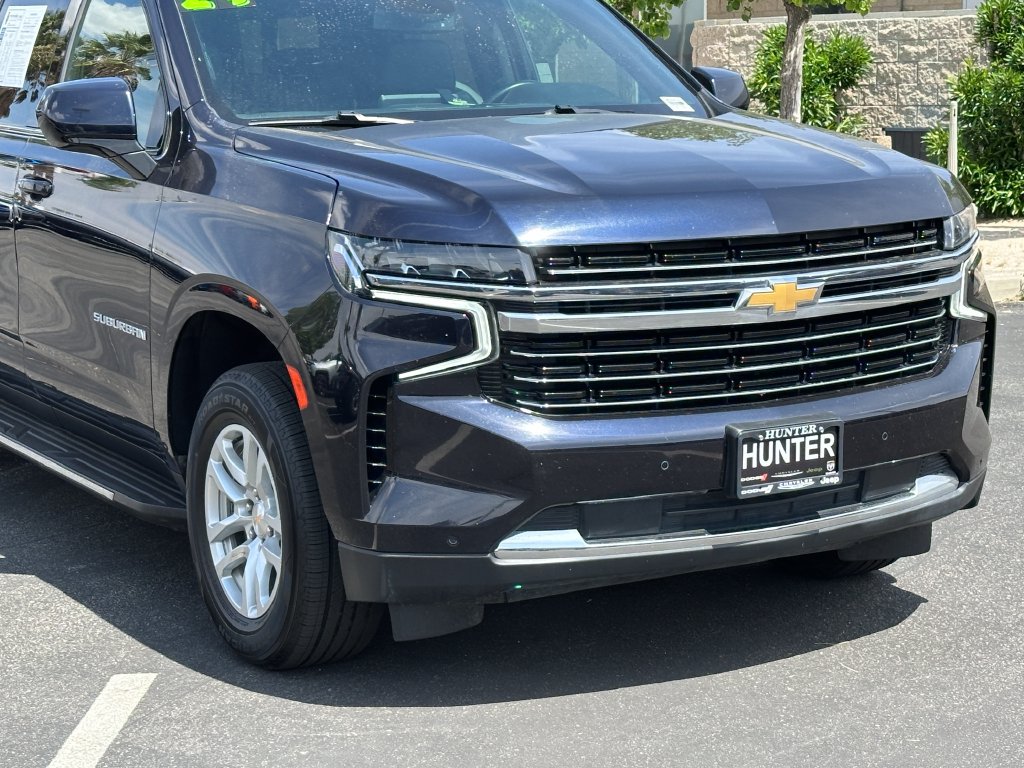 Used 2024 Chevrolet Suburban LT AWD/4WD image 13
