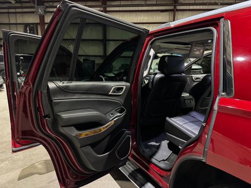 Used 2016 GMC Yukon Denali w/ Open Road Package image 16