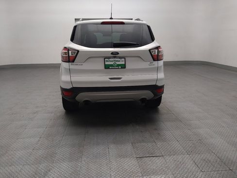 Used 2018 Ford Escape SE FWD image 6