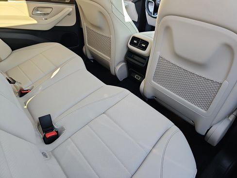 New 2026 Mercedes-Benz GLE 450 4MATIC image 11