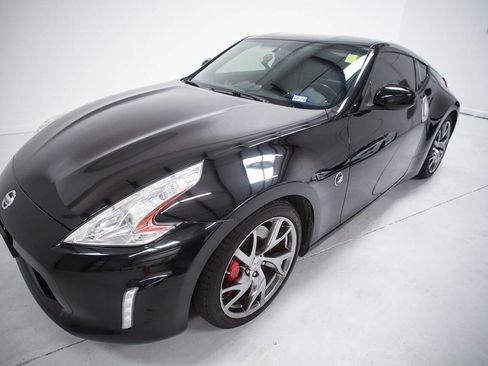 Used 2014 Nissan 370Z Touring w/ Sport Package image 10