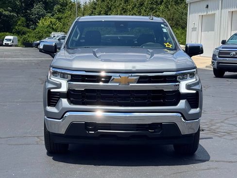 Used 2024 Chevrolet Silverado 1500 LT AWD/4WD image 18