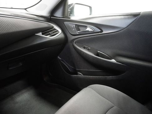 Used 2024 Chevrolet Malibu LT w/ Midnight Edition image 27