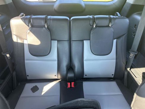 Used 2023 Ford Explorer XLT w/ Equipment Group 202A AWD/4WD image 7