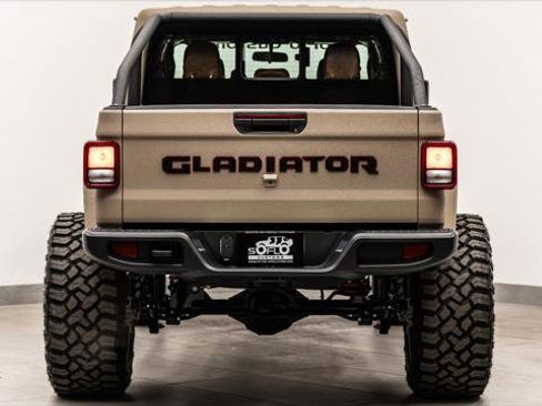 Used 2026 Jeep Gladiator Sport image 9