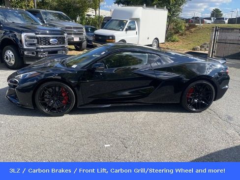 Used 2023 Chevrolet Corvette Z06 w/ Stealth Interior Trim Package image 4