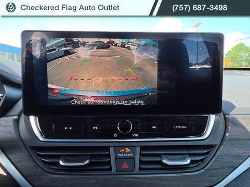 Used 2023 Nissan Altima 2.5 SV w/ SV Premium Package FWD image 22