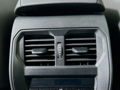 Used 2023 BMW i4 eDrive40 w/ M Sport Package image 28