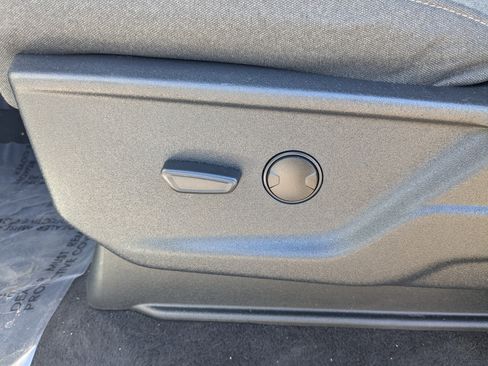 Used 2023 Ford F150 XLT image 29