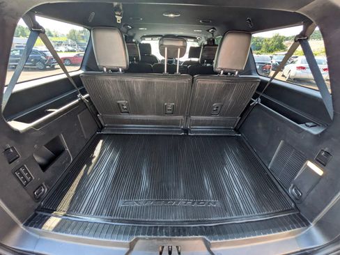 Used 2020 Ford Expedition Max Limited AWD/4WD image 40