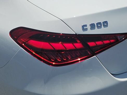 Used 2023 Mercedes-Benz C 300 Sedan image 34