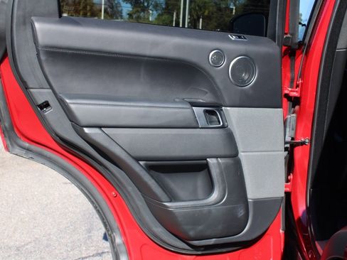 Used 2020 Land Rover Range Rover Sport HST image 33