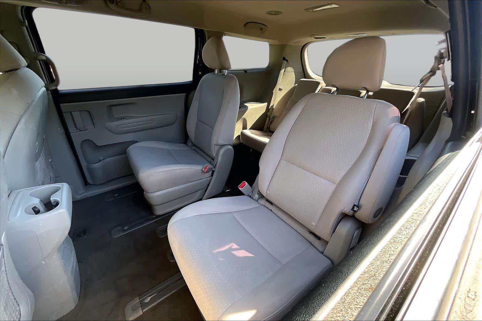 Used 2021 Kia Sedona LX FWD image 20