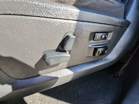 Used 2018 RAM 3500 Laramie image 14