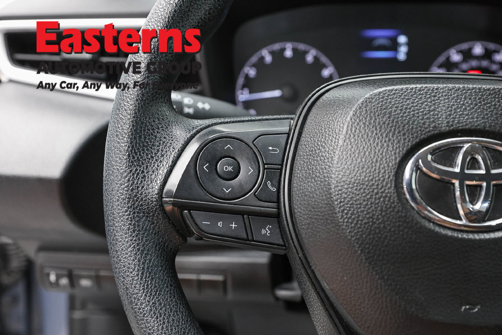 Used 2025 Toyota Corolla LE FWD image 15