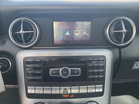 Used 2013 Mercedes-Benz SLK 250 image 14