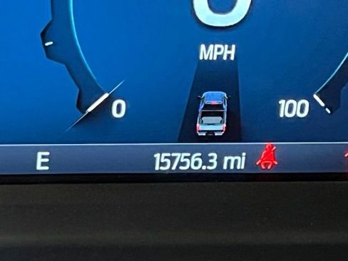 Used 2025 Ford F350 Platinum w/ Tremor Off-Road Package image 27