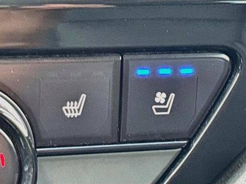 Certified 2023 Honda Accord Touring image 25
