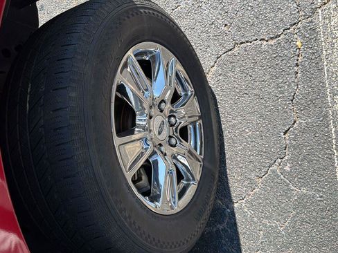 Used 2016 Ford F150 Lariat RWD image 12