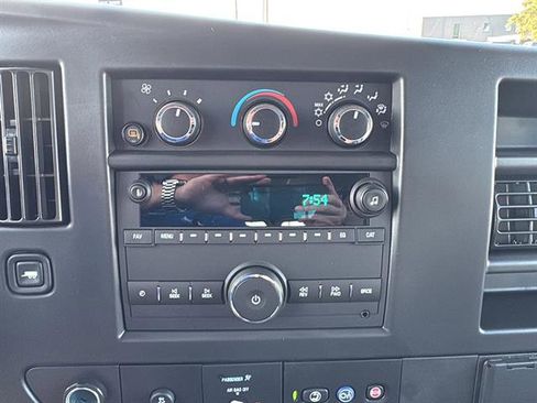 New 2025 Chevrolet Express 2500 w/ Enhanced Convenience Package image 17