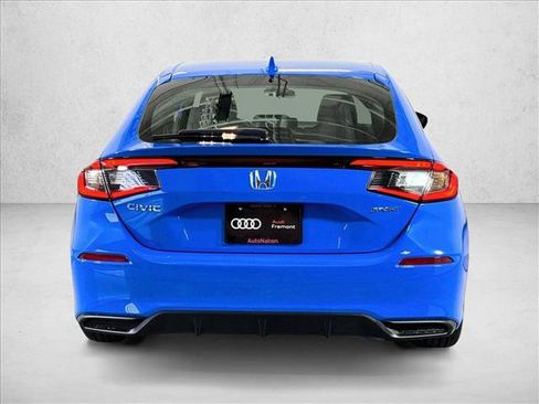 Used 2025 Honda Civic Sport image 6